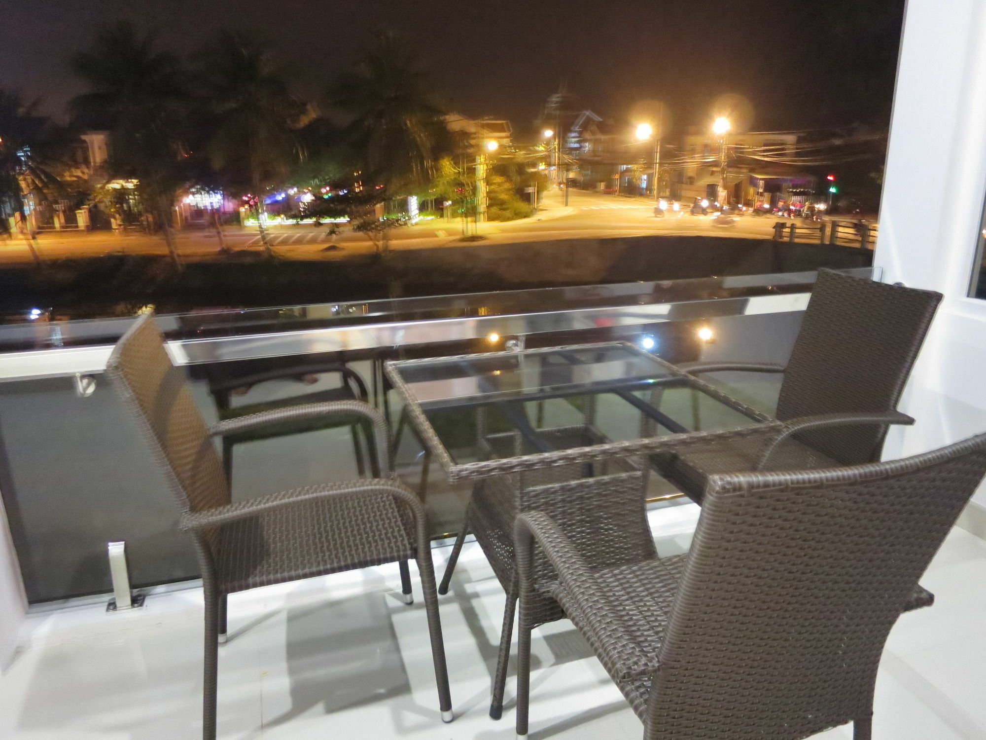 Azalea Homestay Hoi An Zewnętrze zdjęcie