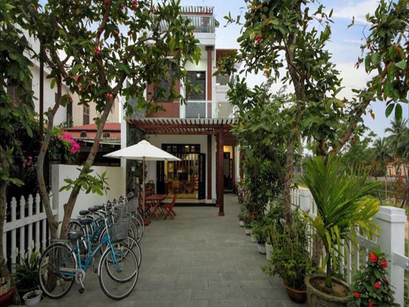 Azalea Homestay Hoi An Zewnętrze zdjęcie